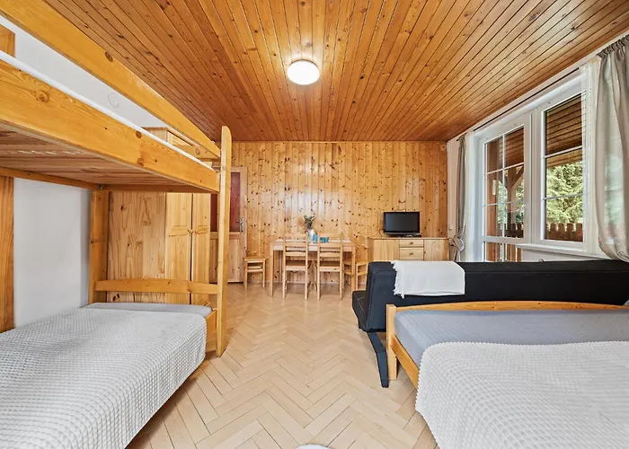 241 Semesterbostad *